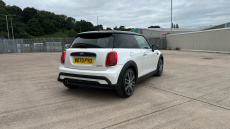 MINI Hatchback 1.5 Cooper Exclusive Premium 3dr Petrol Hatchback